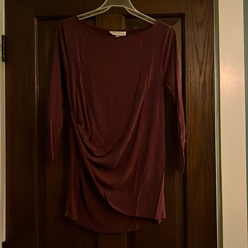 Jessica Simpson maternity top